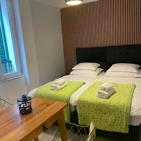 Apartament Julija Palace *
