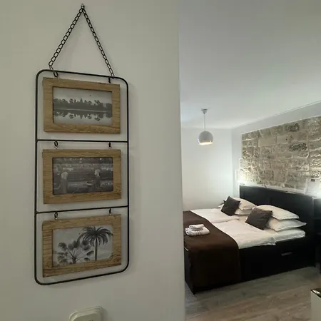 Julija Palace Apartman